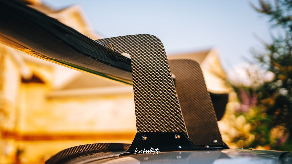 Voltex Cup Carbon Uprights