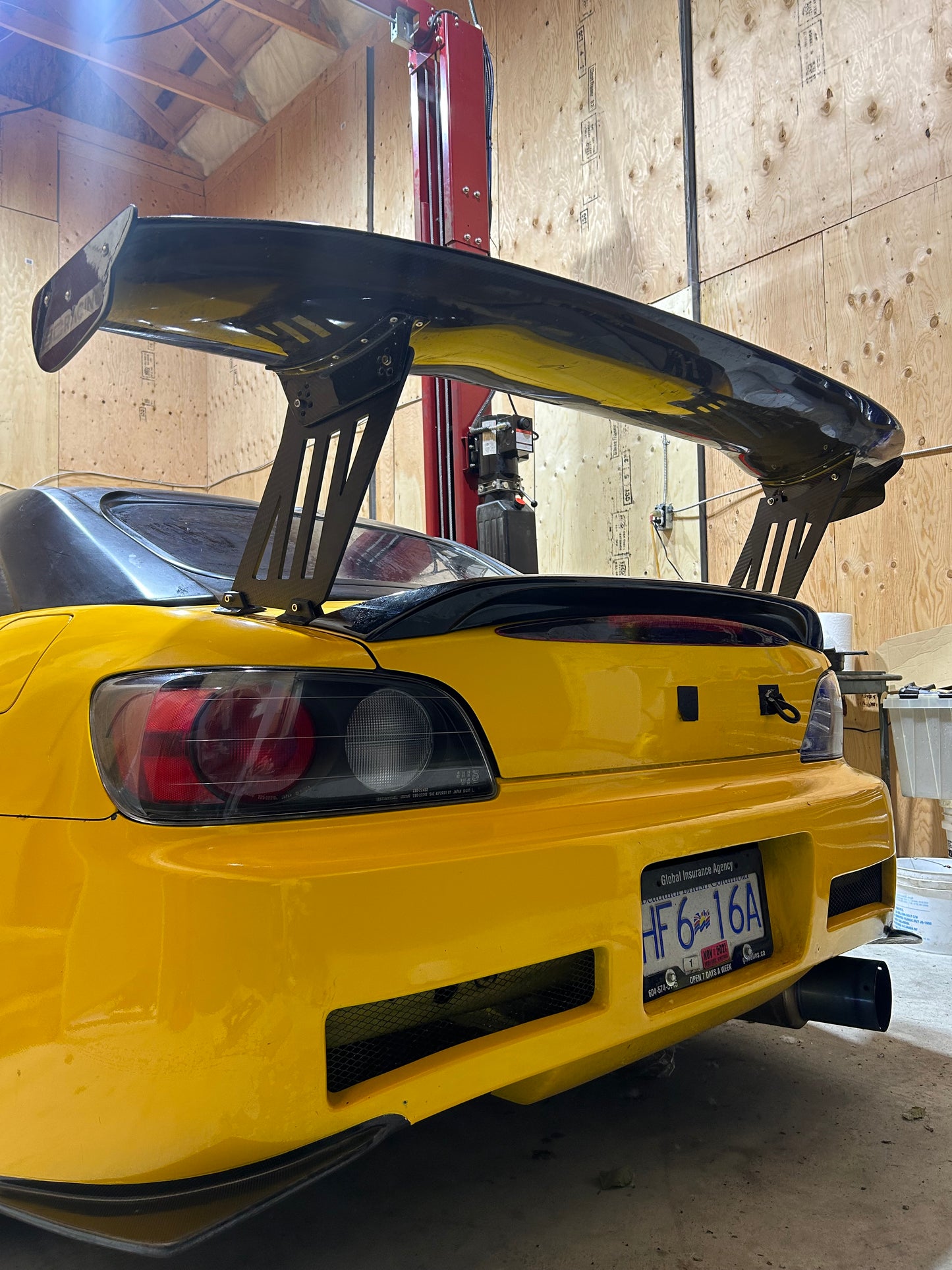 Cup Style Carbon Uprights