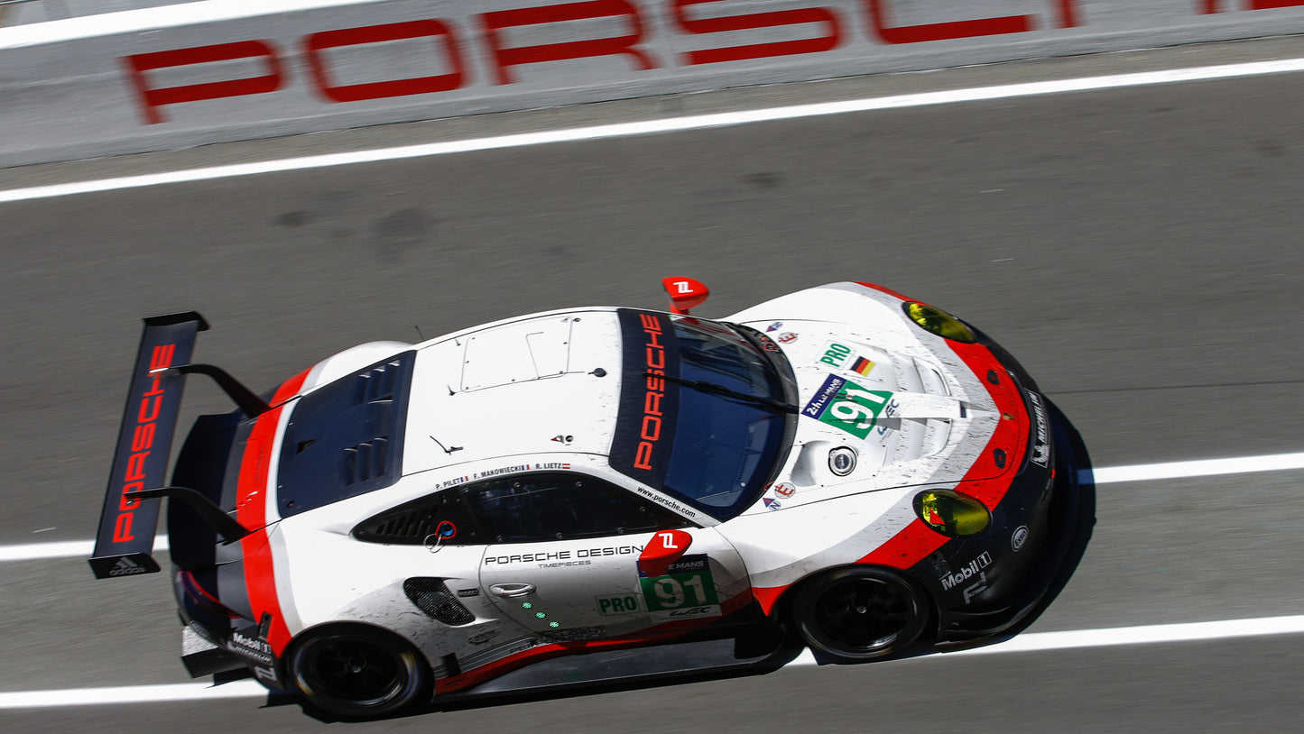Lightweight Carbon Bonnet ( 991/981/718 )