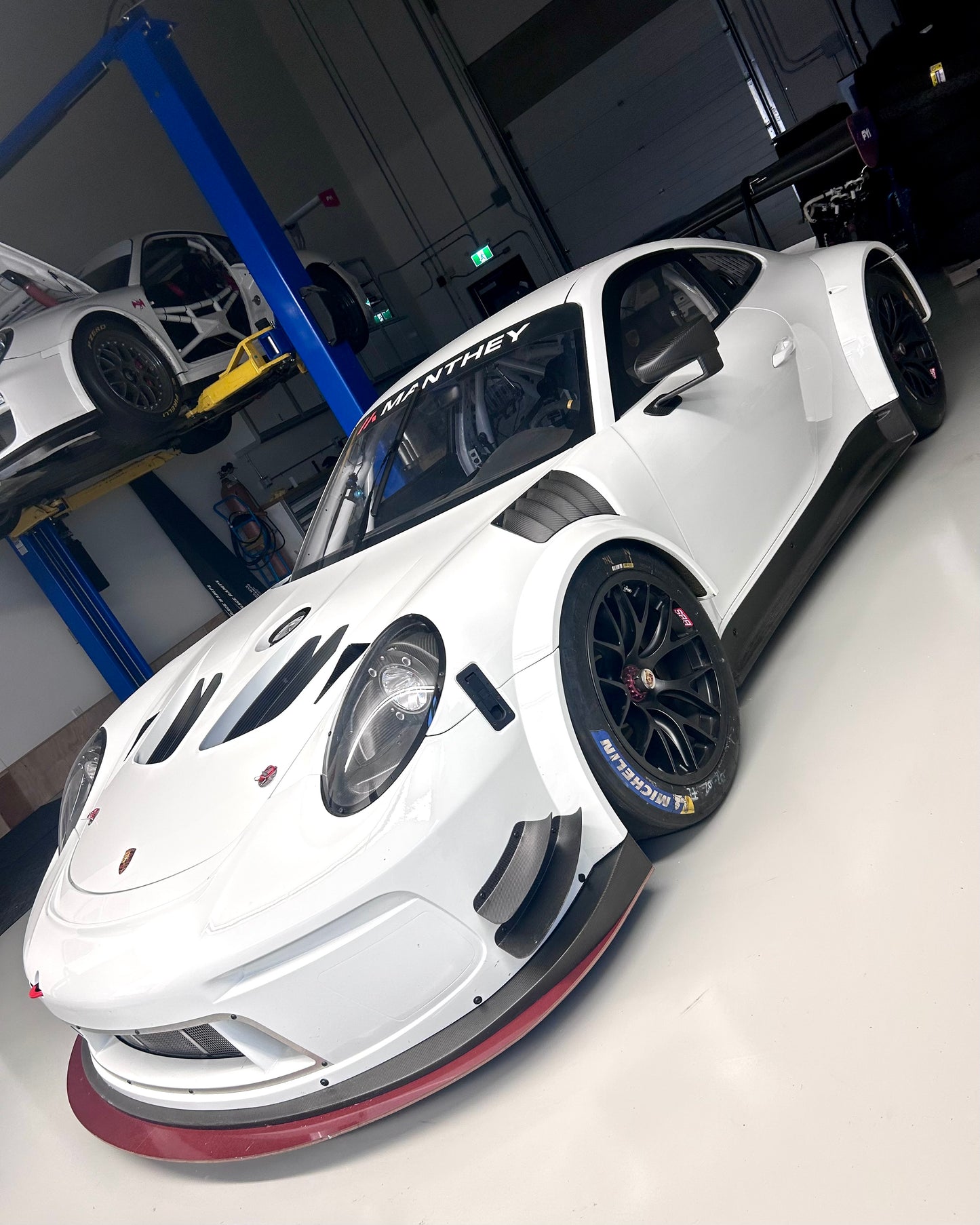 Lightweight Carbon Optic ( 991/981/718 )